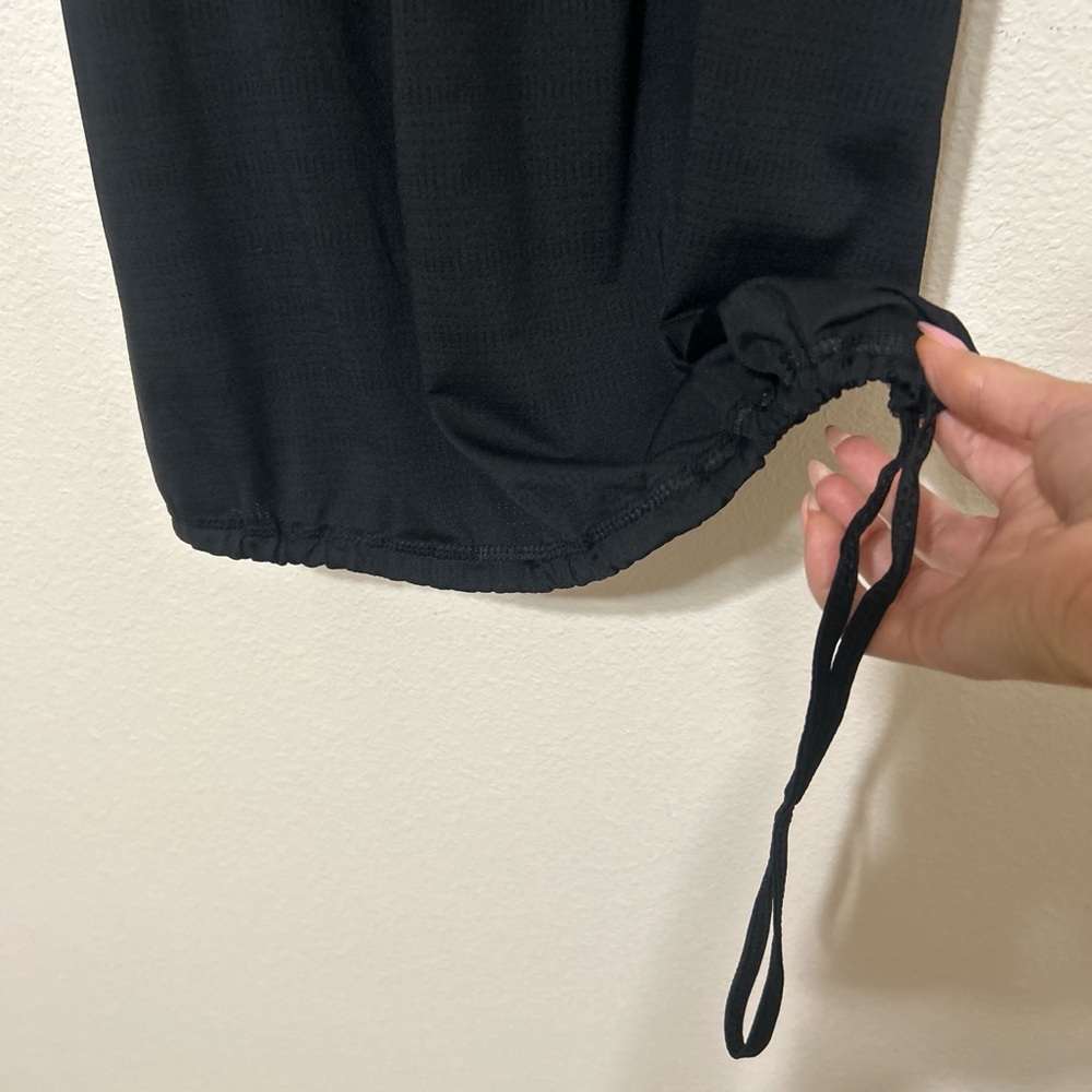 Old Navy Active Loose Fit Black Racerback Tank Top with Built-in Bra - Picture 4 of 7